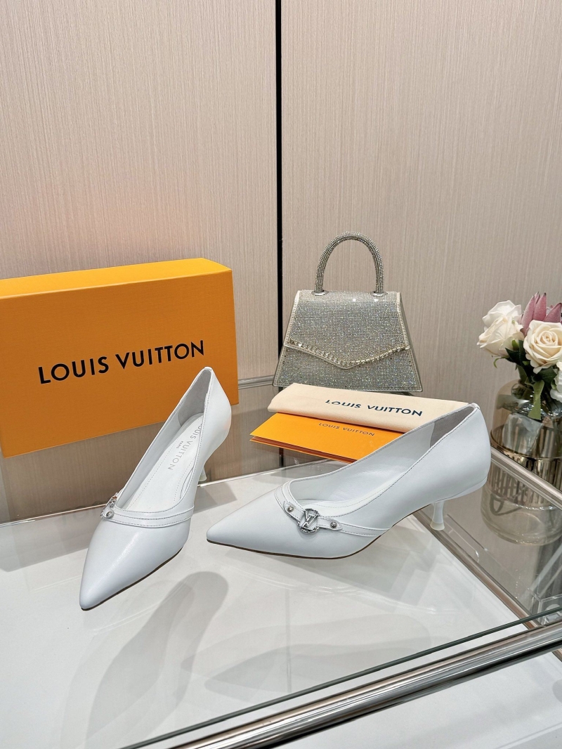 l0vis Vvtt0n heeled shoes